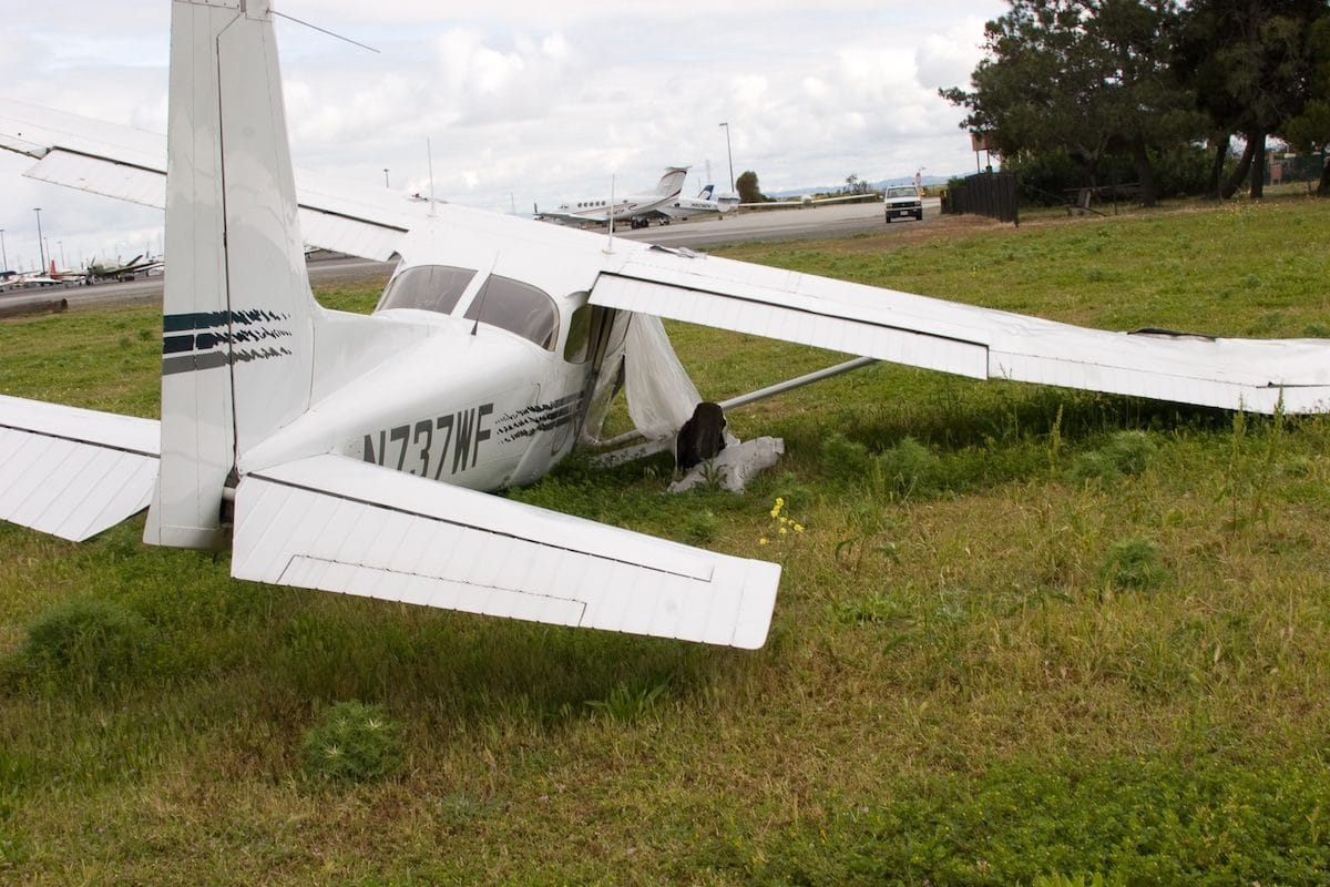Private Pilot进阶之事故报告：详细解析Incident和Accident flightwaypoint.com
